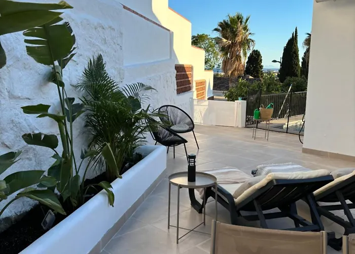 Σπίτι διακοπών Avec Terrasse Nueva Andalucia