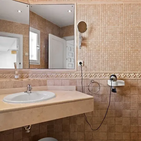 Holiday home Avec Terrasse Nueva Andalucia